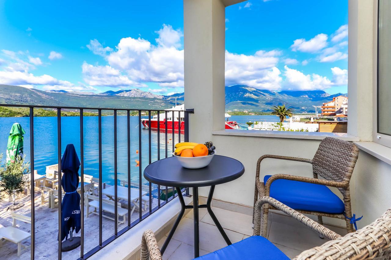 Apartments Maestral Tivat Exterior foto